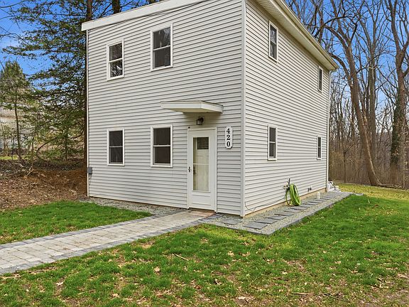 4th image of 420 Southbank Rd