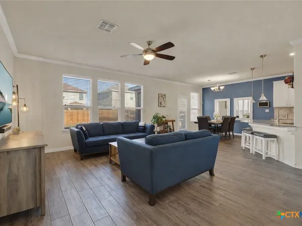 2095 Shire Mdws, New Braunfels, TX 78130