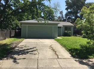 1212 Cypress Ln, Davis, CA 95616