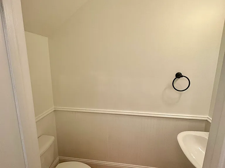 2303 Adams Dr NW — Photo 10