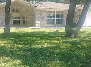 1001 Shadowood Dr, Bryan, TX 77803