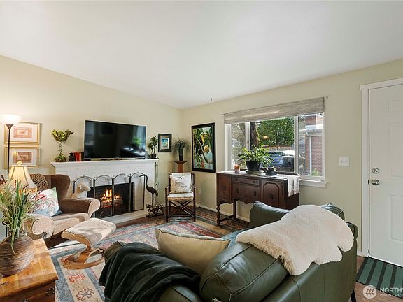 5th image of 8414 John Dower Road SW #14