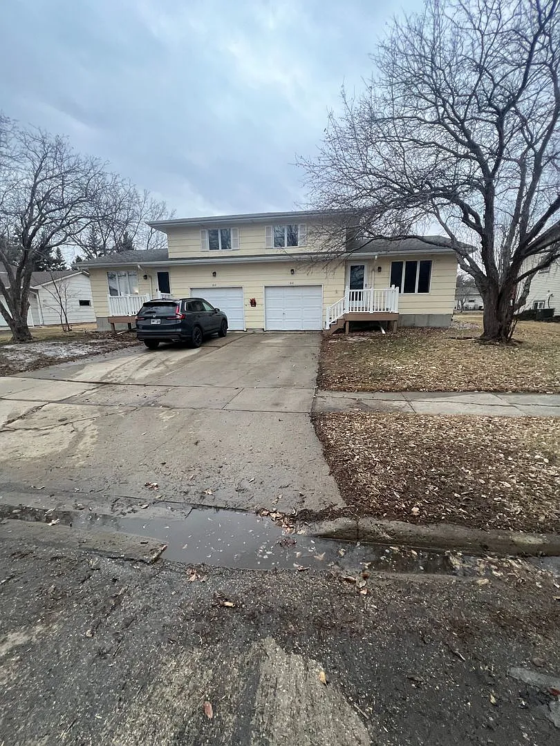 810-812 Aberdeen Homes ll — Photo 1