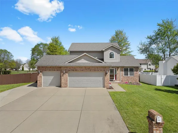 1263 Larkspur Dr, Mascoutah, IL 62258