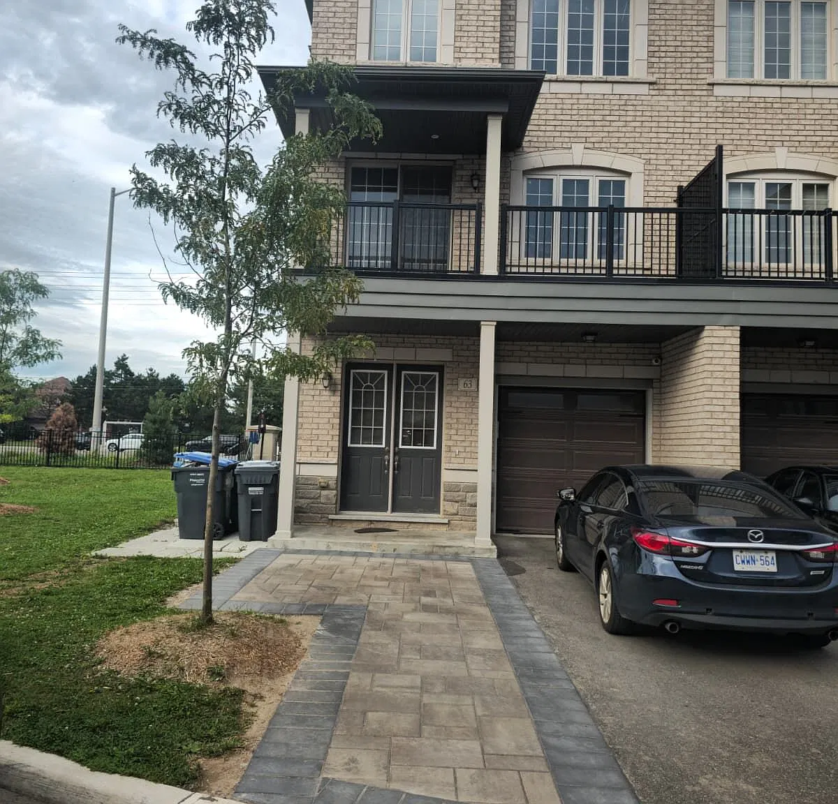 4 bed, $3,150 — Photo 1