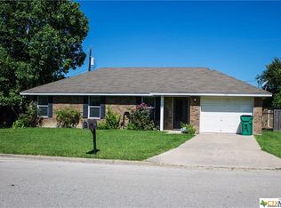 308 Joe Lee Rd, Rogers, TX 76569