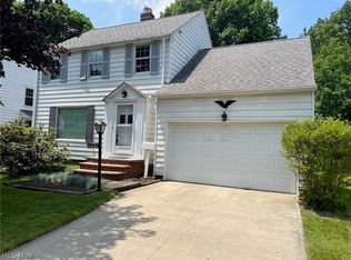 1544 Laclede Rd, South Euclid, OH 44121