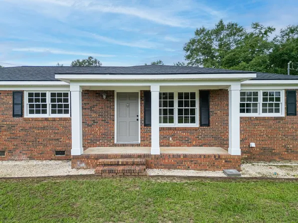 5000 Hill Rd, Albany, GA 31705