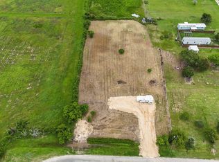 25 Cypress Ave, Matagorda, TX 77457