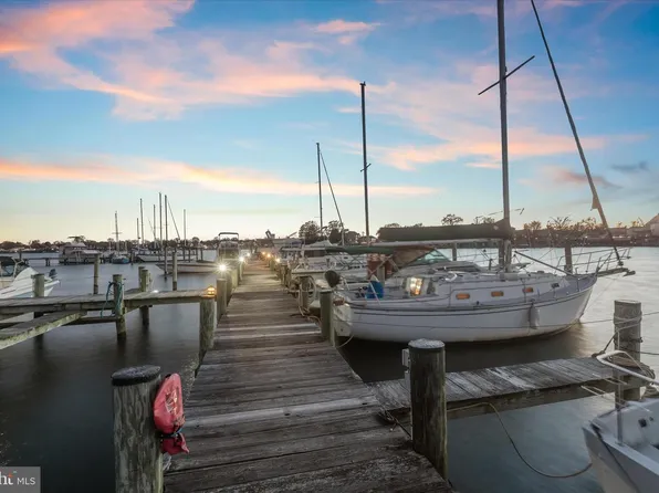 60 Dogwood Dr, Baltimore, MD 21220