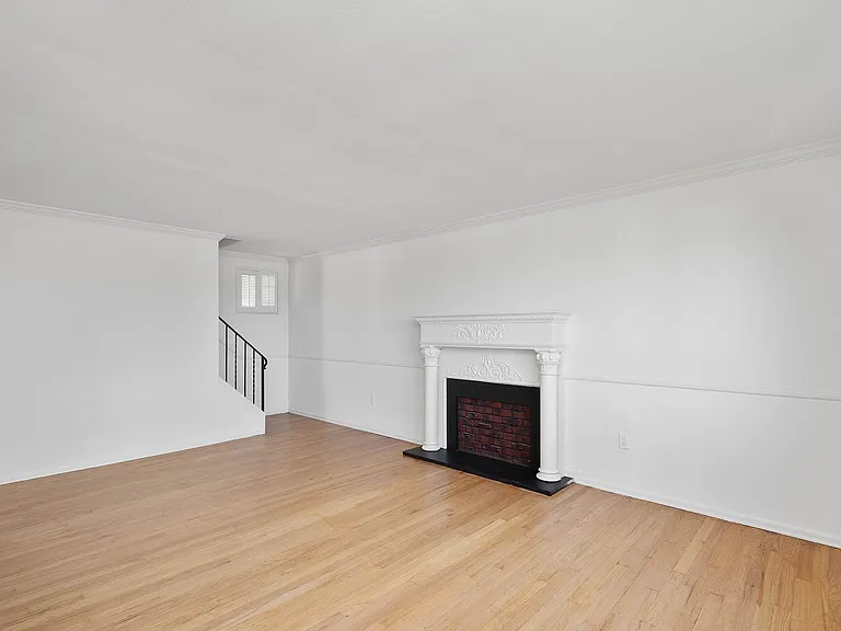 743 Elm Dr — Photo 10