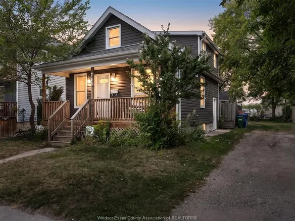 768 McKay Ave, Windsor, ON N9B 2A1