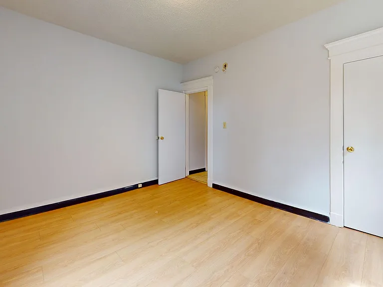 65 Lake Pl — Photo 24