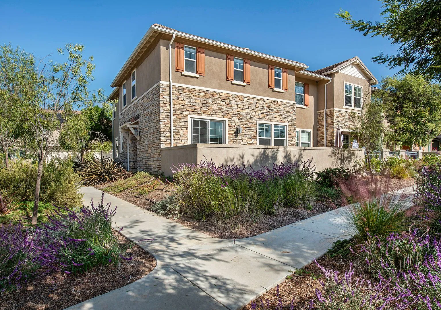 4-Bedroom End-Unit Condo in The Village at Los Carneros w/ AC + Attached 2 Car Garage! — Photo 1