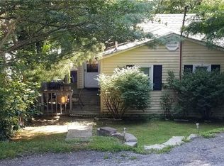 181 Topland Rd, Mahopac, NY 10541