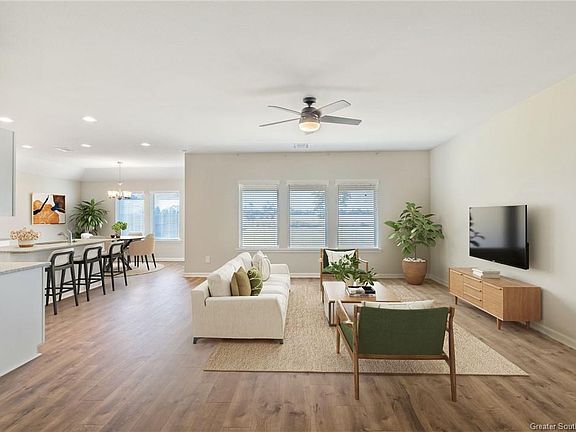 2nd image of 8117 Kinslee Ln