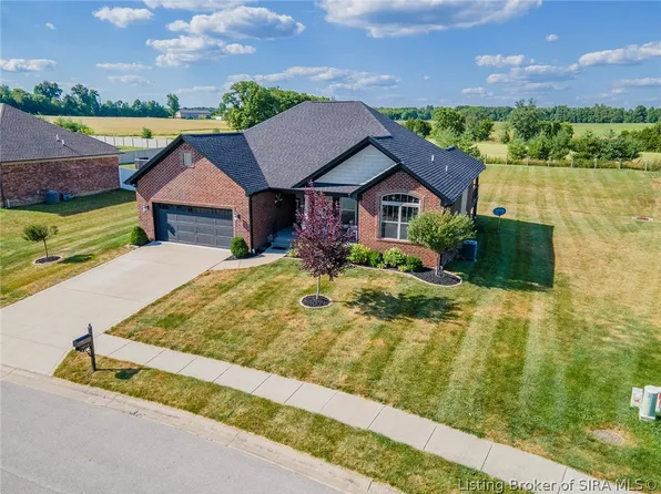 3018 Hawks Landing Drive, Charlestown, IN 47111
