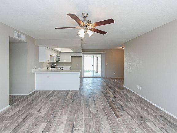 5th image of 1414 W Ironwood Dr