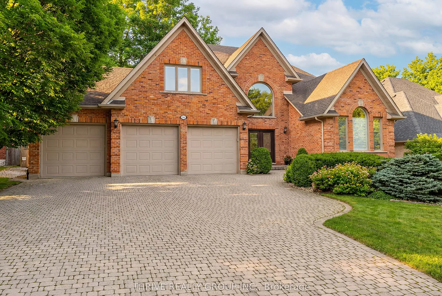 96 Birchmount St photo 1