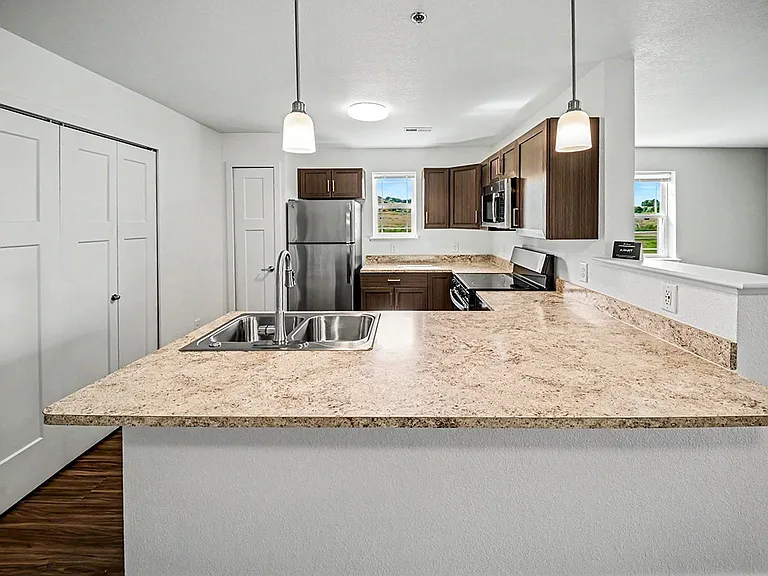 Chase Creek Apartment Homes — Photo 22