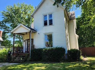 258 W 2nd St, Galesburg, IL 61401