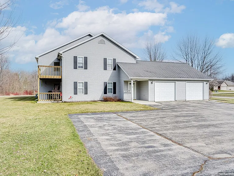 1605 Melissa Ln — Photo 15