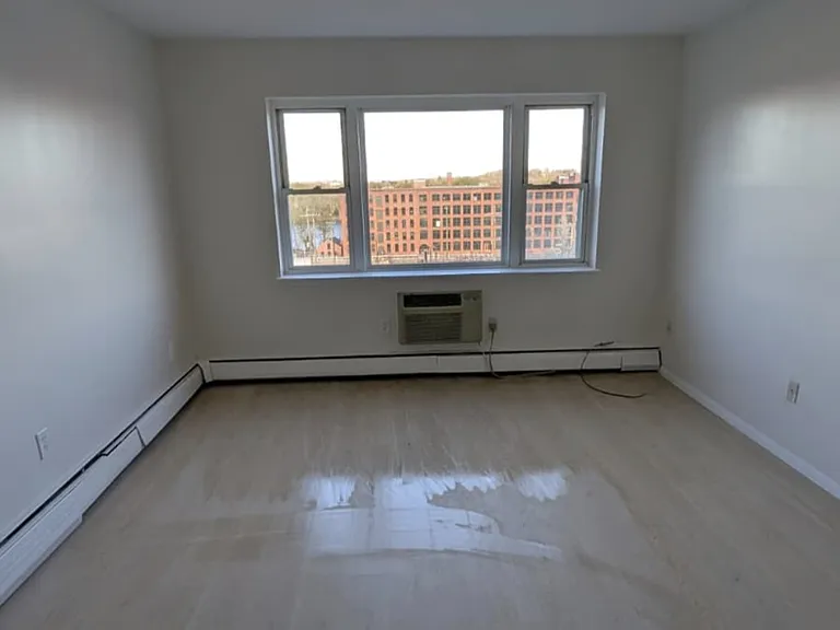 237-241 Quinnipiac Ave #A — Photo 14