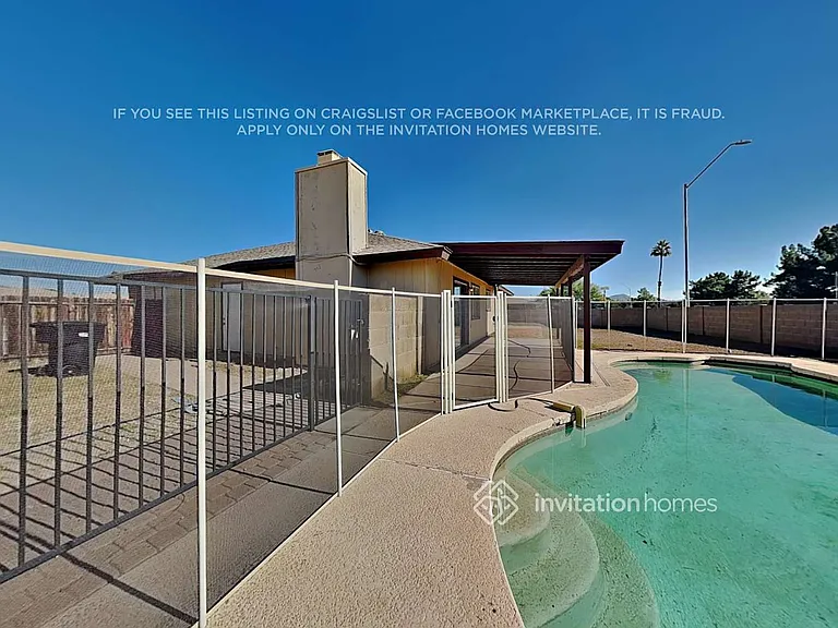13802 N 45th Ave — Photo 19