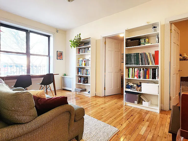 598 Pacific St #2G — Photo 1