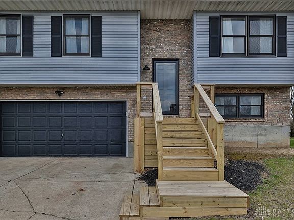 3rd image of 6918 Torrington Dr