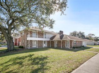 7268 Benson Ct, New Orleans, LA 70127