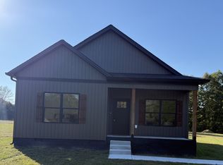 223 Patriot Ln, Estill Springs, TN 37330