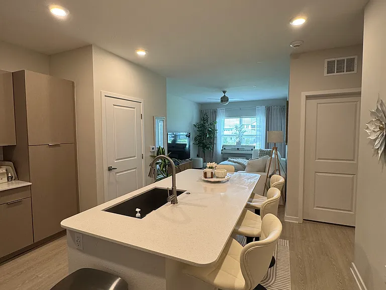 Grassy Lake Dr — Photo 5