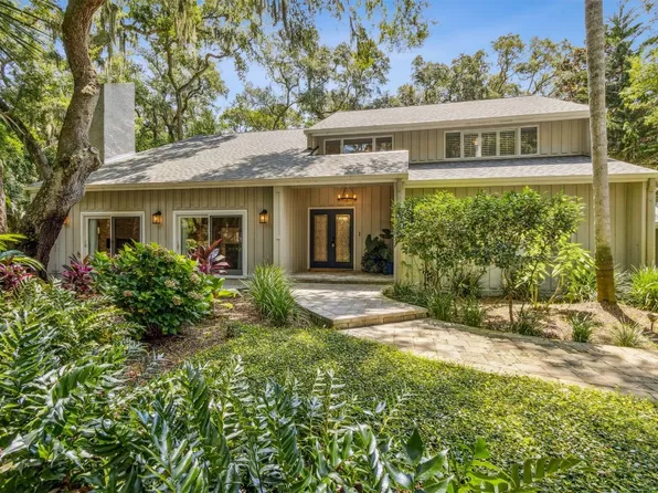 113 Sea Marsh Rd, Fernandina Beach, FL 32034