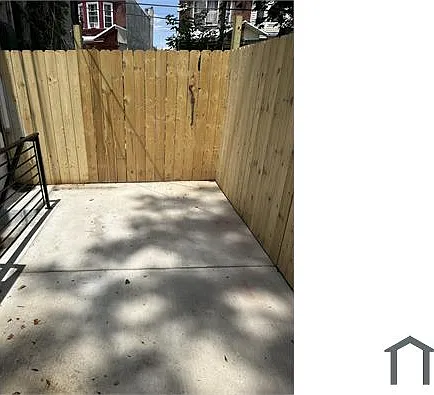 3245 N 26th St — Photo 17