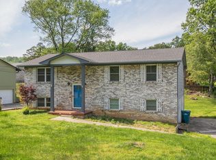 2823 NE Ithaca Dr, Knoxville, TN 37918