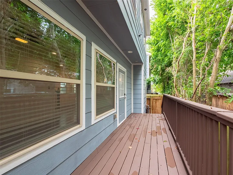 1113 Bunton St — Photo 12