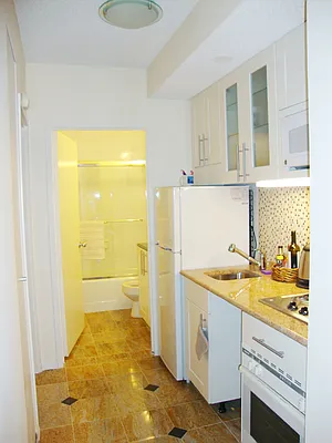 Rented by Sotheby's International Realty | media 16