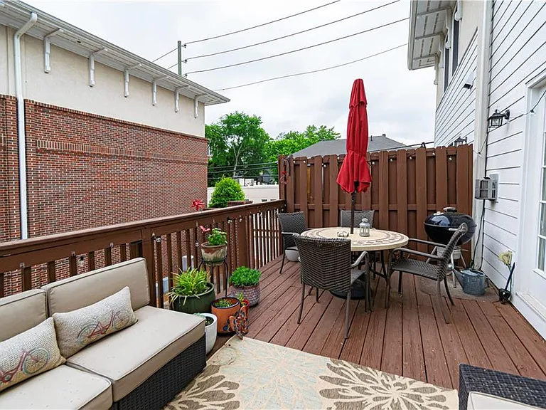 132 Church St — Photo 23