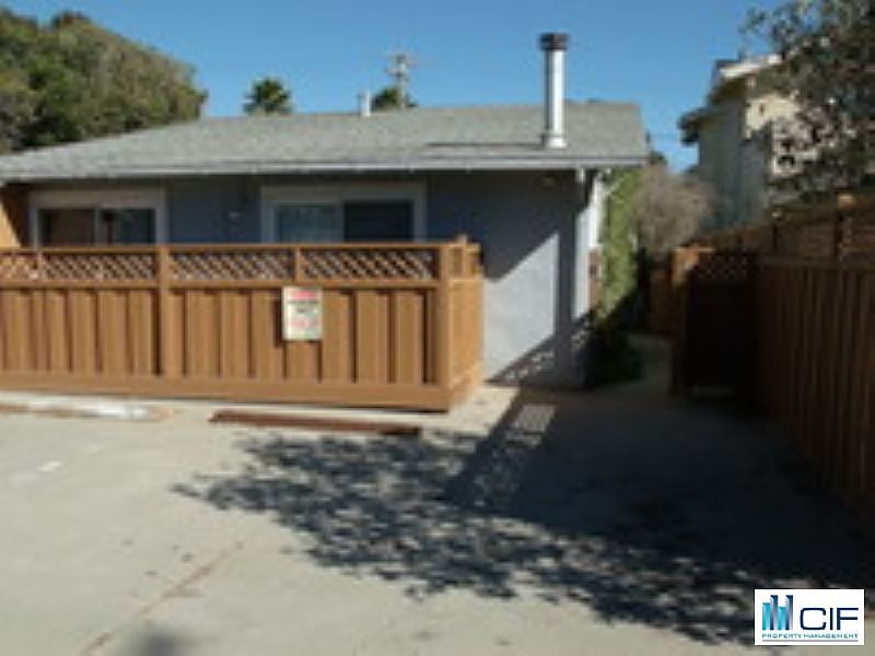 2nd image of 121 7th Ave
