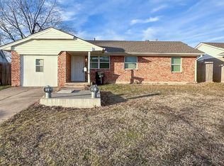129 SW 13th St, Moore, OK 73160