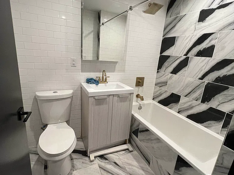 868 New York Ave #1 — Photo 4