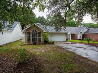 1320 Sunrunner Rd, Pensacola, FL 32504