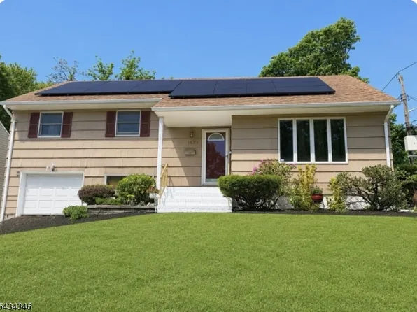 1578 Broad St, Bloomfield Twp., NJ 07003