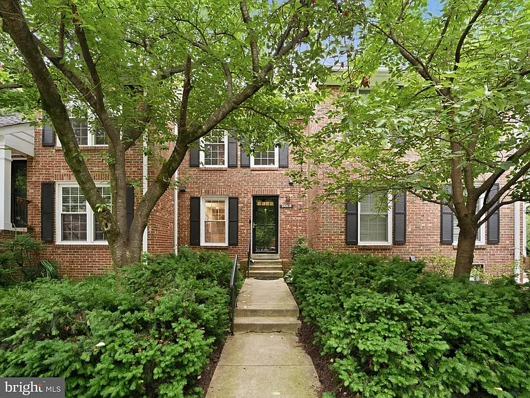 2424 S Walter Reed Dr #2 — Photo 2