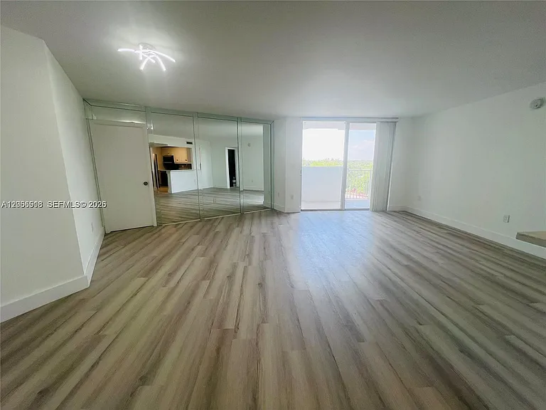 1200 NE Miami Gardens Dr #501W — Photo 10