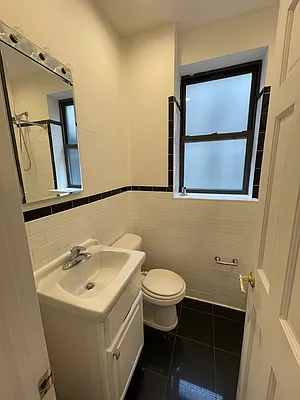 Rented by Oxford Property Group | media 13