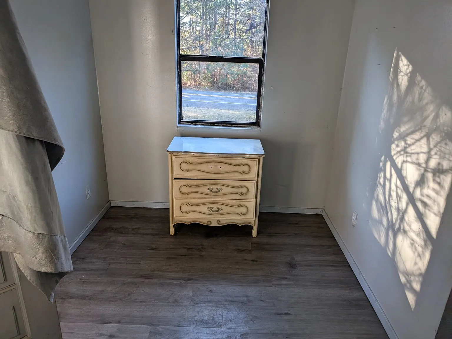 3 bed, 816 sqft, $550 — Photo 4
