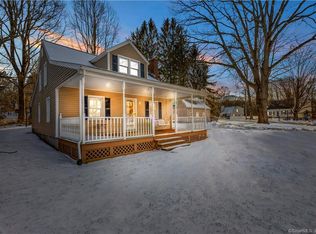 23 Elsmere Rd, Amston, CT 06231