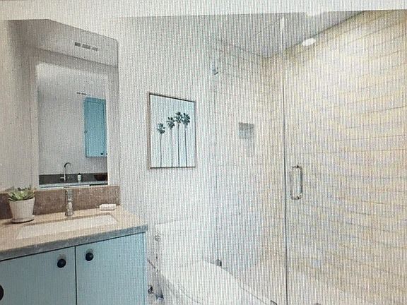 4th image of 4515 Eagle Rock Blvd